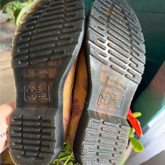 Dr. Martens boot new without box - Picture 6 of 8